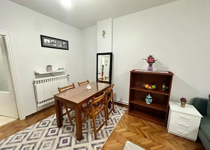 Taksim Cihangir\'De 2+1 Daire